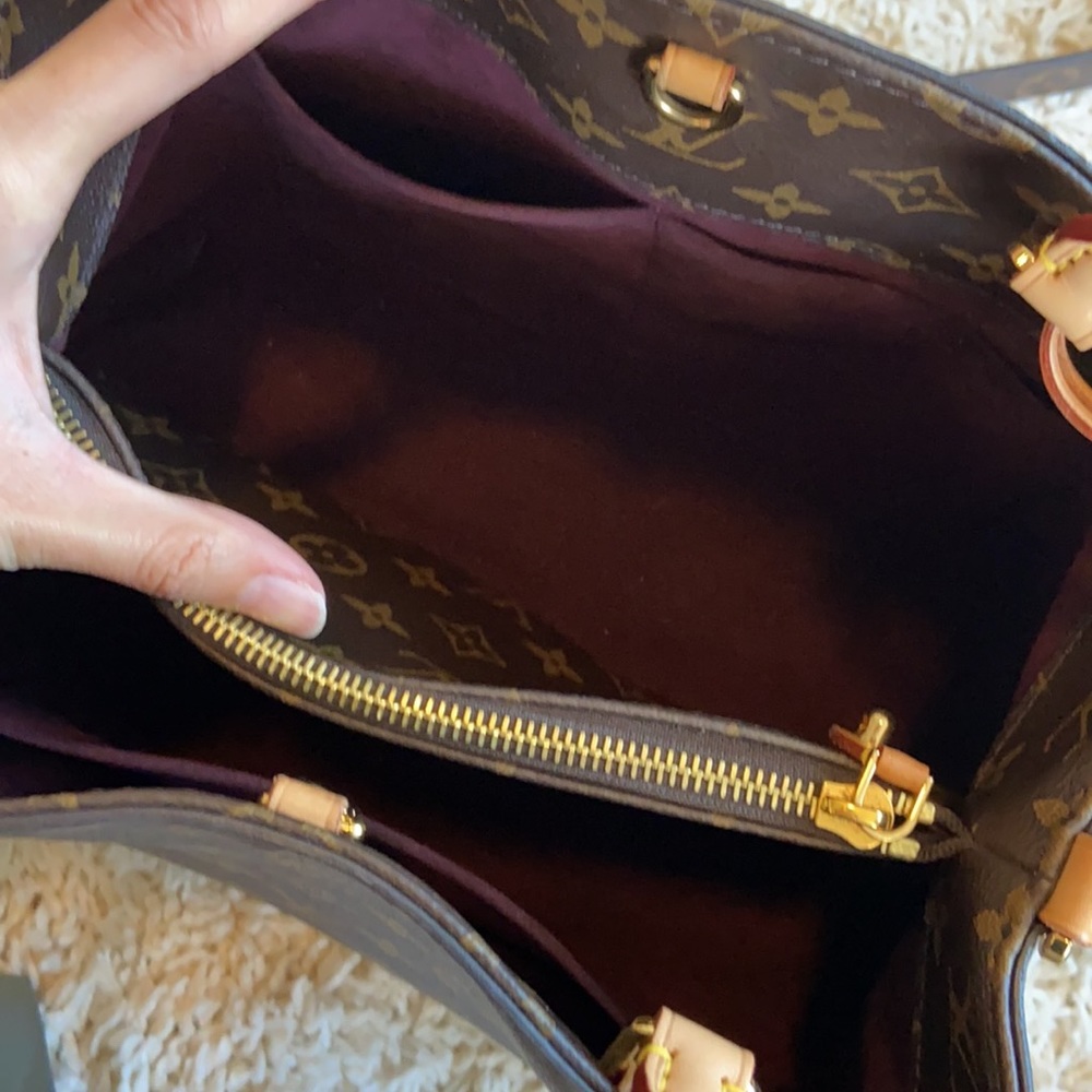 【SOLD】Louis Vuitton Montaigne MM - Picture 9 of 14